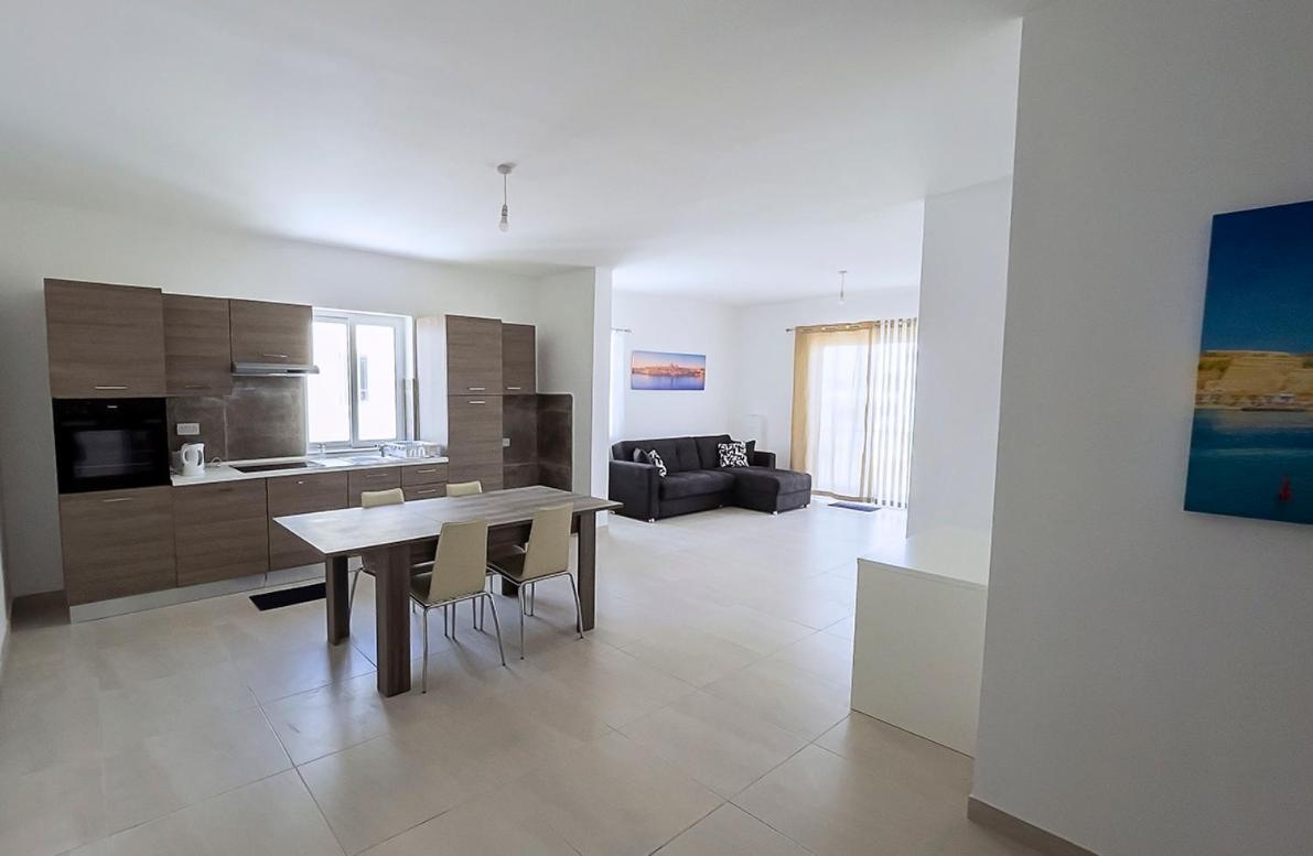 Close To Airport Apartment Żejtun 외부 사진